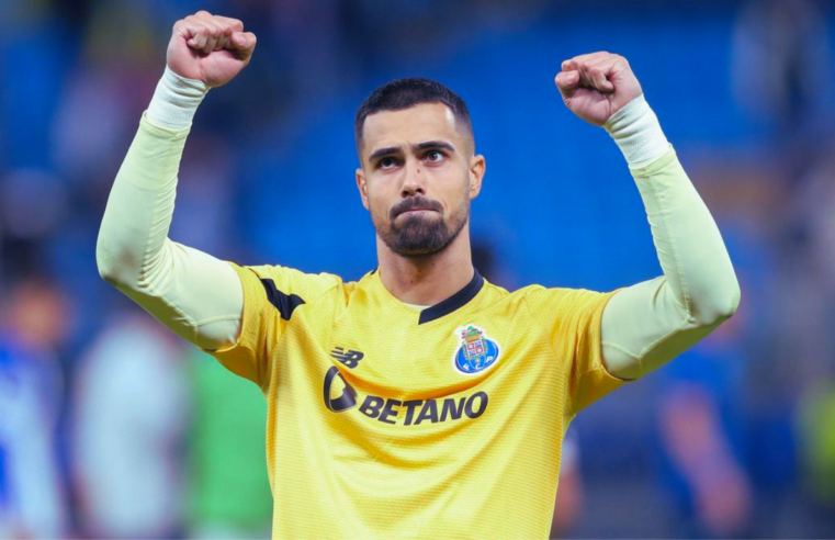 Diogo Costa Trava Goleadas no FC Porto mas Futuro Permanece Incerto no Mercado