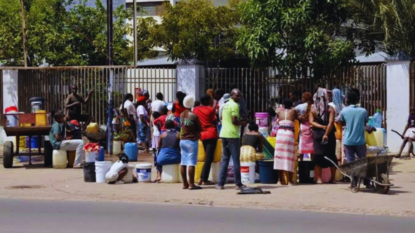 Bairro da Liberdade Enfrenta Longa Crise de Abastecimento de Água