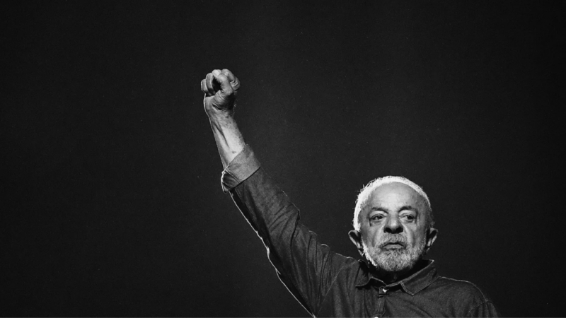 Lula da Silva Conquista Quarto Mandato em Virada Histórica no Segundo Turno